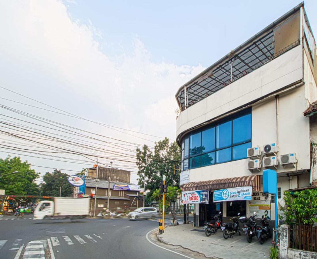 万隆班塔尔古灵阿伦阿伦酒店 外观 照片