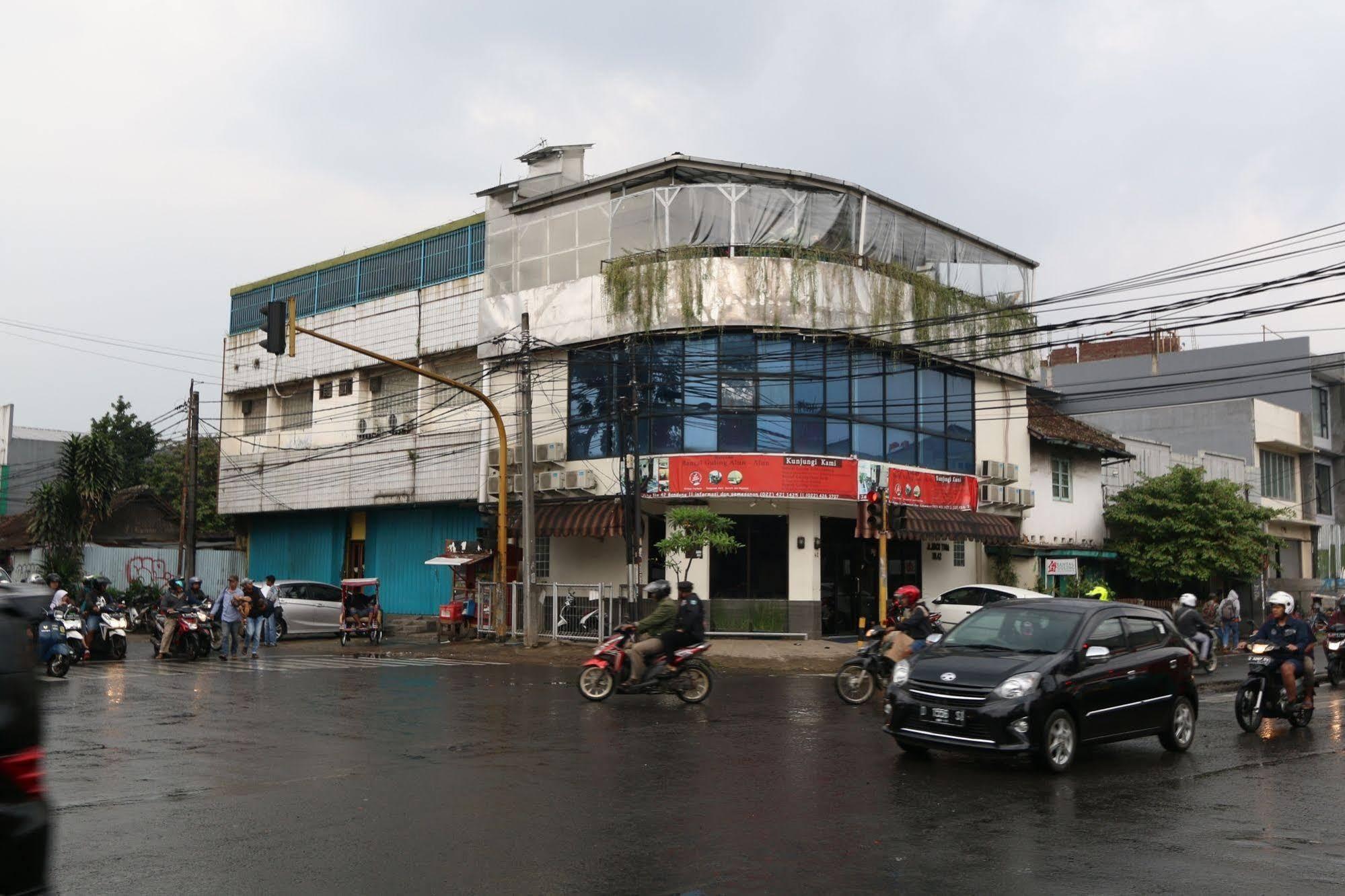 万隆班塔尔古灵阿伦阿伦酒店 外观 照片